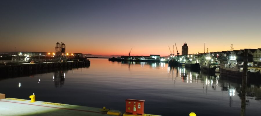 Marine Rigging & Crane Hire Cape Town | Ship & Oil Rig Services
