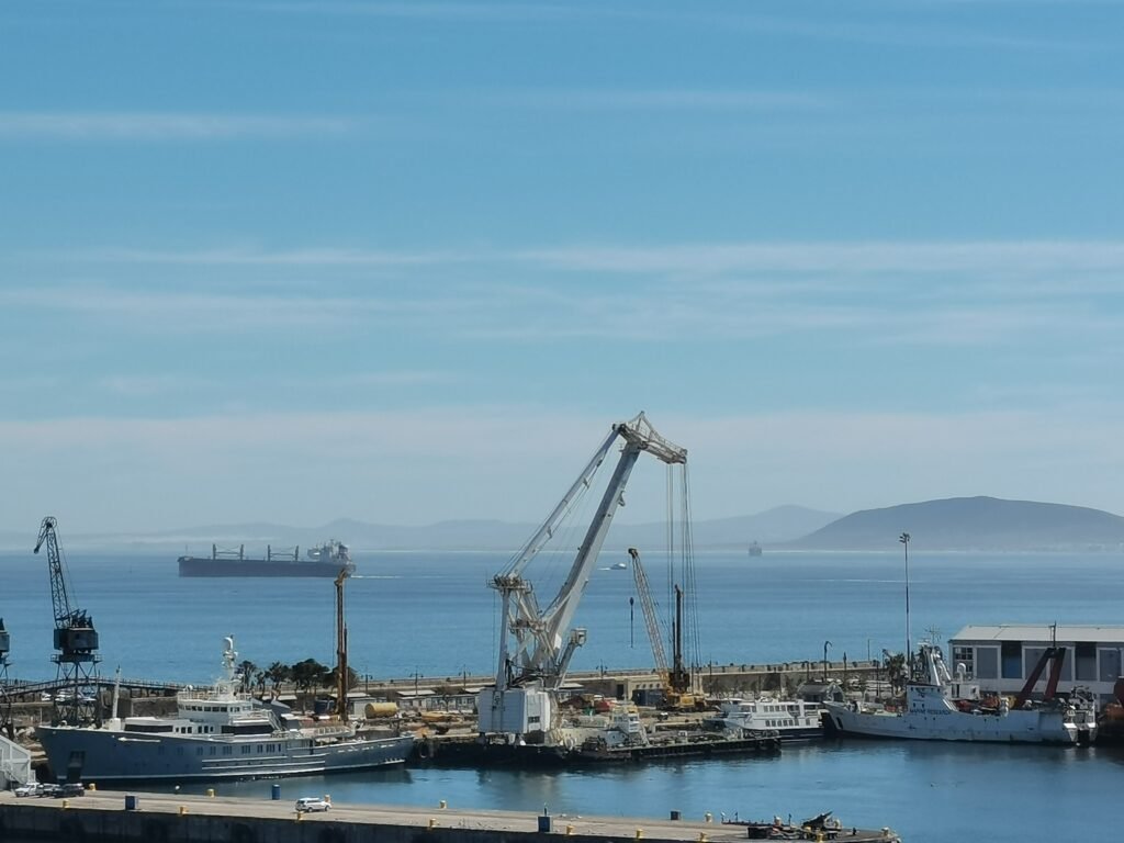 Care Hire and Rigging Service to the Marine industry in Cape Town Harbour.